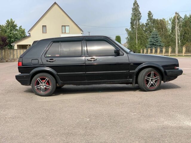 Черный Фольксваген Гольф, объемом двигателя 1.8 л и пробегом 100 тыс. км за 1699 $, фото 1 на Automoto.ua