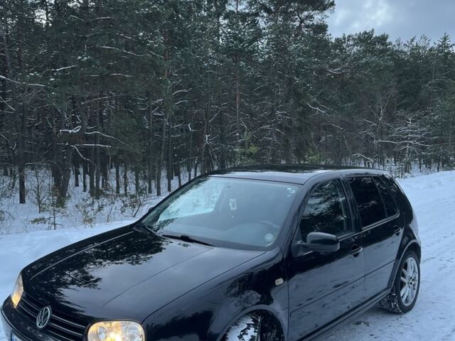 Черный Фольксваген Гольф, объемом двигателя 2.3 л и пробегом 162 тыс. км за 4500 $, фото 8 на Automoto.ua