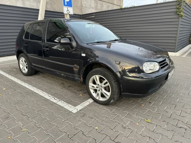 Черный Фольксваген Гольф, объемом двигателя 1.6 л и пробегом 245 тыс. км за 2900 $, фото 4 на Automoto.ua