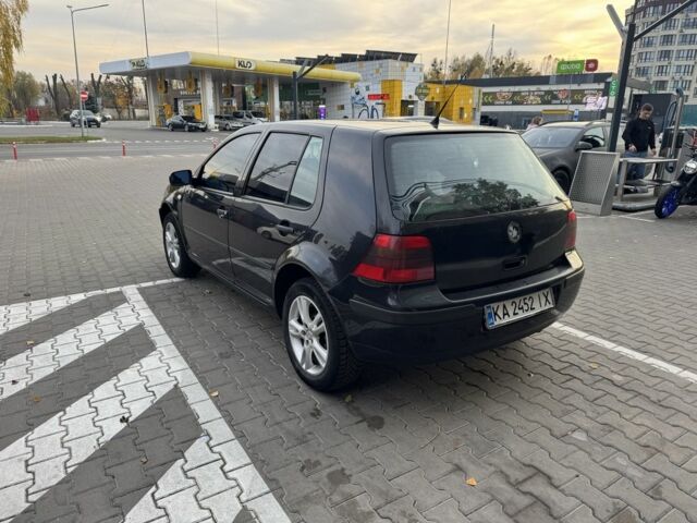 Черный Фольксваген Гольф, объемом двигателя 1.6 л и пробегом 245 тыс. км за 2900 $, фото 2 на Automoto.ua