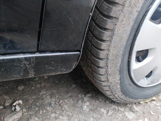 Черный Фольксваген Гольф, объемом двигателя 1.4 л и пробегом 240 тыс. км за 4600 $, фото 8 на Automoto.ua