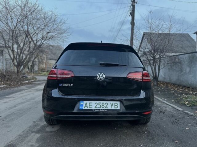 Черный Фольксваген Гольф, объемом двигателя 0 л и пробегом 145 тыс. км за 10000 $, фото 2 на Automoto.ua