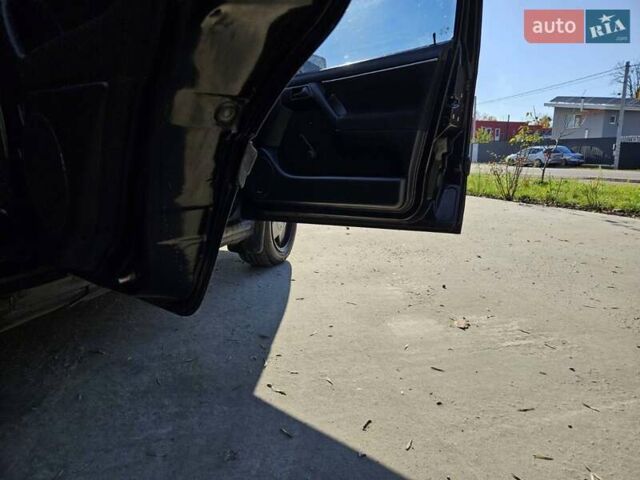 Черный Фольксваген Гольф, объемом двигателя 1.98 л и пробегом 355 тыс. км за 1850 $, фото 9 на Automoto.ua