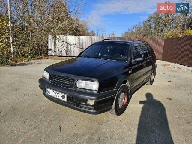 Черный Фольксваген Гольф, объемом двигателя 1.98 л и пробегом 355 тыс. км за 1850 $, фото 7 на Automoto.ua