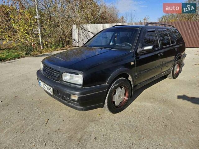 Черный Фольксваген Гольф, объемом двигателя 1.98 л и пробегом 355 тыс. км за 1850 $, фото 6 на Automoto.ua