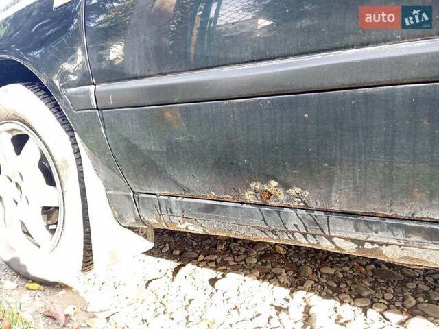 Черный Фольксваген Гольф, объемом двигателя 1.78 л и пробегом 370 тыс. км за 2750 $, фото 6 на Automoto.ua