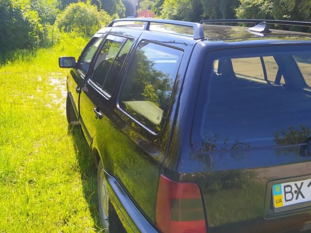 Черный Фольксваген Гольф, объемом двигателя 0 л и пробегом 549 тыс. км за 2600 $, фото 4 на Automoto.ua