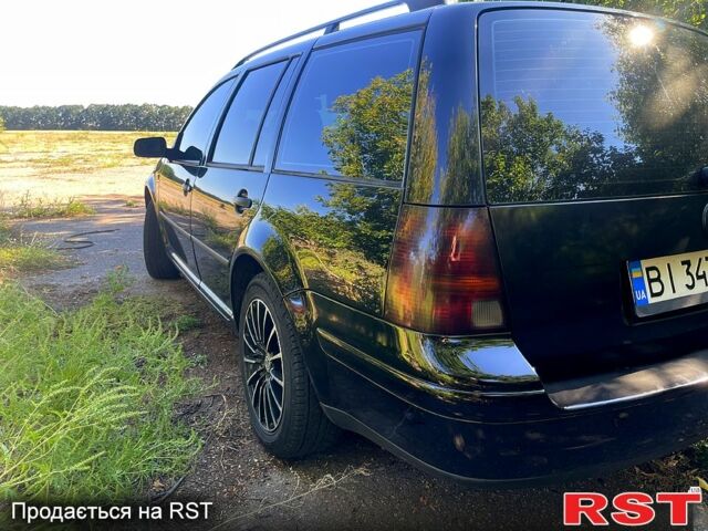 Черный Фольксваген Гольф, объемом двигателя 1.6 л и пробегом 295 тыс. км за 4600 $, фото 5 на Automoto.ua