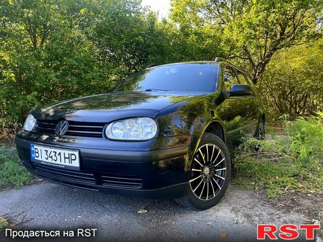 Черный Фольксваген Гольф, объемом двигателя 1.6 л и пробегом 295 тыс. км за 4600 $, фото 4 на Automoto.ua