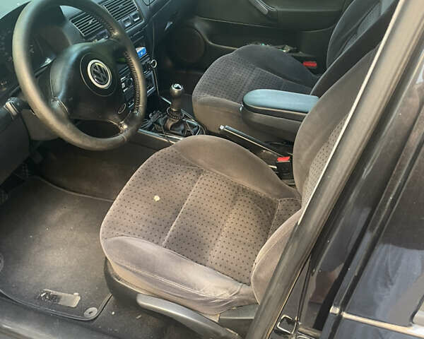 Фольксваген Гольф 1999 в Краматорске на Automoto.ua Черный Фольксваген Гольф, объемом двигателя 1.6 л и пробегом 354 тыс. км за 4150 $, фото 4 на Automoto.ua