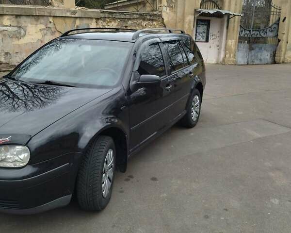 Черный Фольксваген Гольф, объемом двигателя 1.6 л и пробегом 360 тыс. км за 3700 $, фото 4 на Automoto.ua