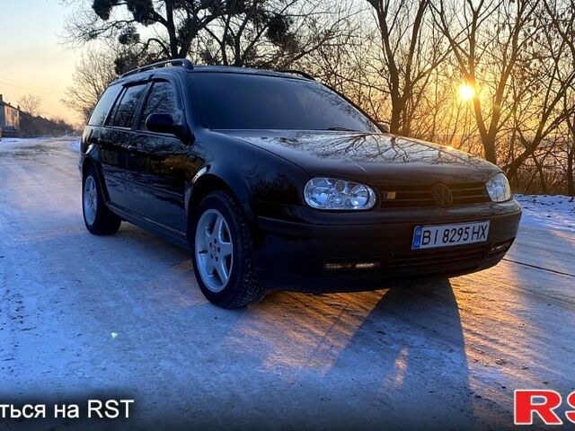 Черный Фольксваген Гольф, объемом двигателя 2 л и пробегом 290 тыс. км за 4000 $, фото 5 на Automoto.ua