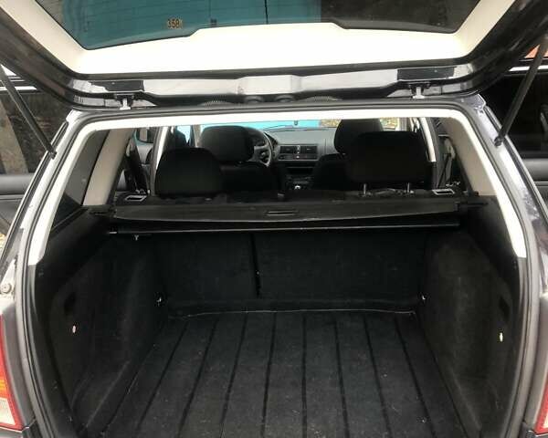 Чорний Фольксваген Гольф, об'ємом двигуна 1.39 л та пробігом 223 тис. км за 4700 $, фото 10 на Automoto.ua