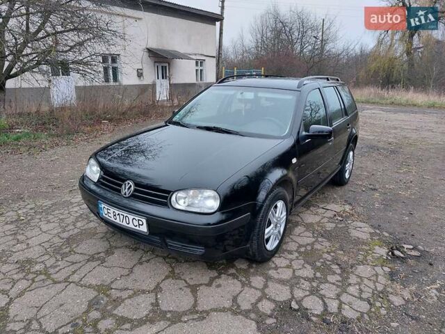 Черный Фольксваген Гольф, объемом двигателя 1.6 л и пробегом 245 тыс. км за 3950 $, фото 1 на Automoto.ua