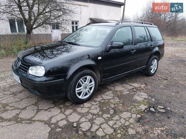 Черный Фольксваген Гольф, объемом двигателя 1.6 л и пробегом 245 тыс. км за 3950 $, фото 3 на Automoto.ua