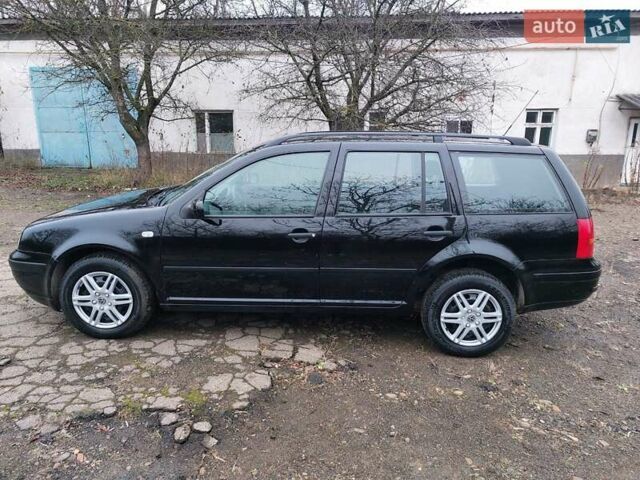 Черный Фольксваген Гольф, объемом двигателя 1.6 л и пробегом 245 тыс. км за 3950 $, фото 4 на Automoto.ua