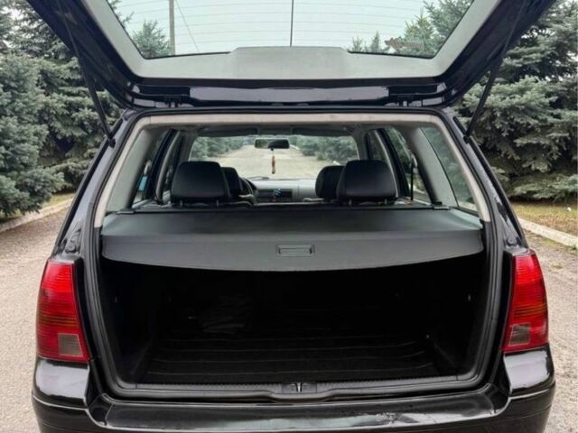 Чорний Фольксваген Гольф, об'ємом двигуна 1.6 л та пробігом 252 тис. км за 4500 $, фото 9 на Automoto.ua