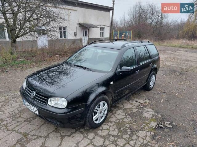Черный Фольксваген Гольф, объемом двигателя 1.6 л и пробегом 245 тыс. км за 3950 $, фото 48 на Automoto.ua
