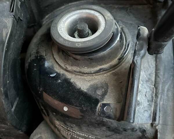 Черный Фольксваген Гольф, объемом двигателя 1.6 л и пробегом 167 тыс. км за 3600 $, фото 17 на Automoto.ua