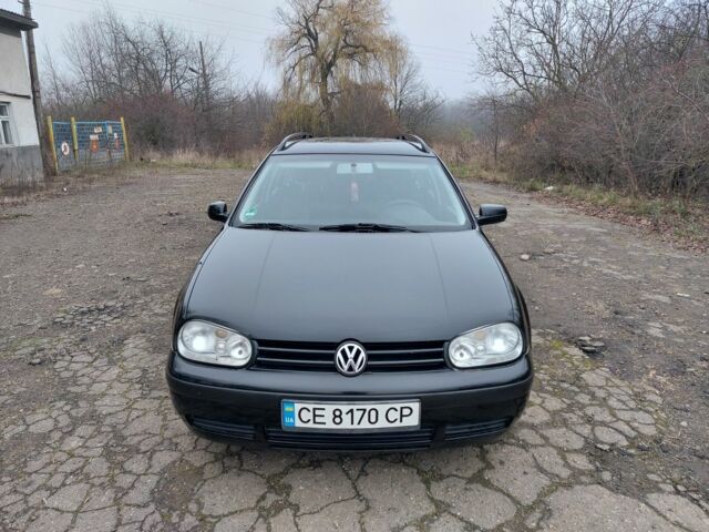 Черный Фольксваген Гольф, объемом двигателя 1.6 л и пробегом 245 тыс. км за 3950 $, фото 7 на Automoto.ua