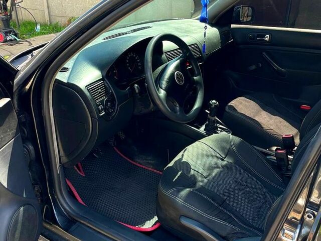 Чорний Фольксваген Гольф, об'ємом двигуна 1.4 л та пробігом 470 тис. км за 4200 $, фото 9 на Automoto.ua