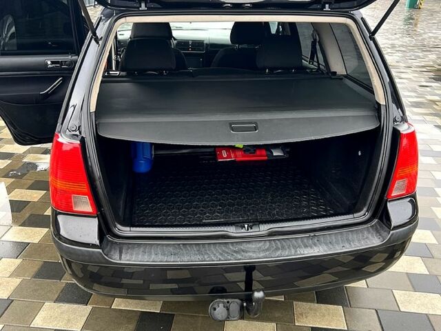 Чорний Фольксваген Гольф, об'ємом двигуна 1.6 л та пробігом 218 тис. км за 5700 $, фото 6 на Automoto.ua