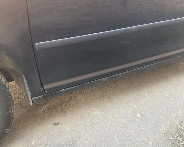 Черный Фольксваген Гольф, объемом двигателя 1.9 л и пробегом 250 тыс. км за 4600 $, фото 5 на Automoto.ua