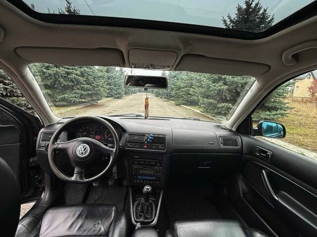 Чорний Фольксваген Гольф, об'ємом двигуна 1.6 л та пробігом 252 тис. км за 4500 $, фото 10 на Automoto.ua