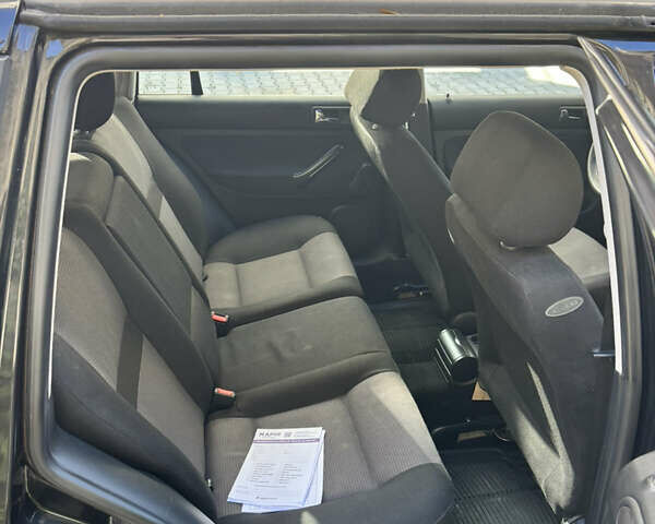 Фольксваген Гольф 2000 в Хмельницком на Automoto.ua Черный Фольксваген Гольф, объемом двигателя 1.6 л и пробегом 220 тыс. км за 3850 $, фото 20 на Automoto.ua