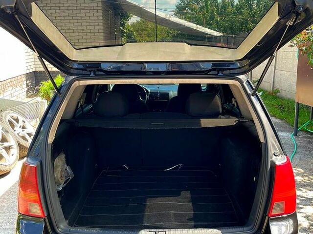 Чорний Фольксваген Гольф, об'ємом двигуна 1.4 л та пробігом 470 тис. км за 4200 $, фото 10 на Automoto.ua