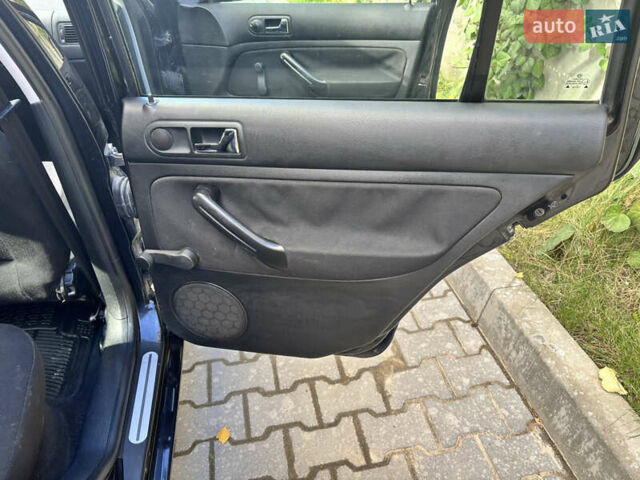 Фольксваген Гольф 2000 в Хмельницком на Automoto.ua Черный Фольксваген Гольф, объемом двигателя 1.6 л и пробегом 220 тыс. км за 3850 $, фото 25 на Automoto.ua