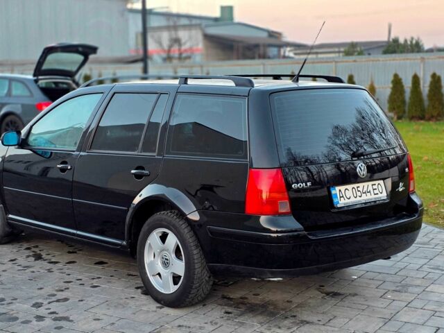 Черный Фольксваген Гольф, объемом двигателя 1.6 л и пробегом 243 тыс. км за 3550 $, фото 17 на Automoto.ua