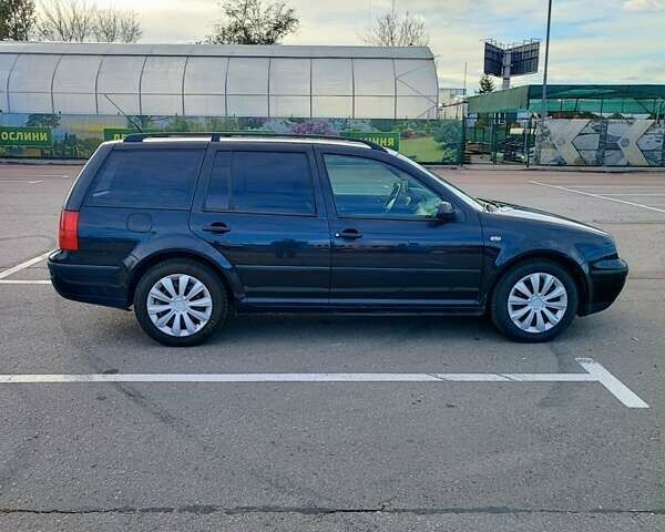 Черный Фольксваген Гольф, объемом двигателя 1.39 л и пробегом 20 тыс. км за 4200 $, фото 5 на Automoto.ua