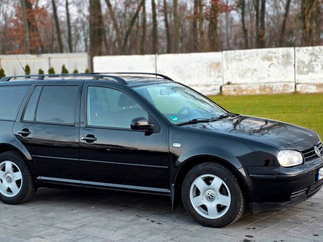 Черный Фольксваген Гольф, объемом двигателя 1.6 л и пробегом 243 тыс. км за 3550 $, фото 3 на Automoto.ua