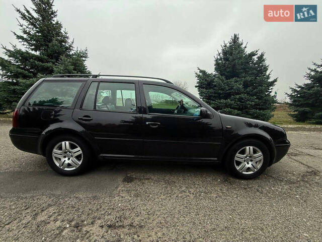 Черный Фольксваген Гольф, объемом двигателя 1.6 л и пробегом 252 тыс. км за 4500 $, фото 3 на Automoto.ua