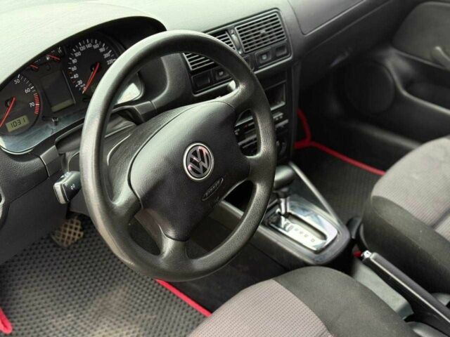 Черный Фольксваген Гольф, объемом двигателя 2 л и пробегом 230 тыс. км за 4499 $, фото 8 на Automoto.ua