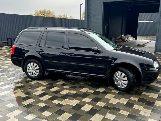 Чорний Фольксваген Гольф, об'ємом двигуна 1.6 л та пробігом 218 тис. км за 5700 $, фото 1 на Automoto.ua