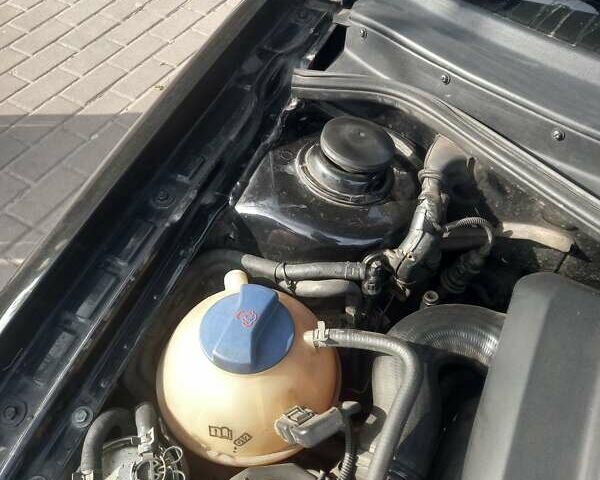 Чорний Фольксваген Гольф, об'ємом двигуна 1.9 л та пробігом 199 тис. км за 6500 $, фото 3 на Automoto.ua