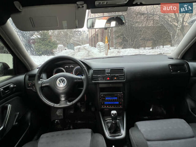 Черный Фольксваген Гольф, объемом двигателя 1.9 л и пробегом 315 тыс. км за 4100 $, фото 22 на Automoto.ua