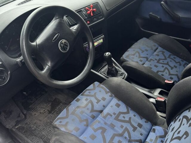 Черный Фольксваген Гольф, объемом двигателя 1.9 л и пробегом 280 тыс. км за 2150 $, фото 7 на Automoto.ua