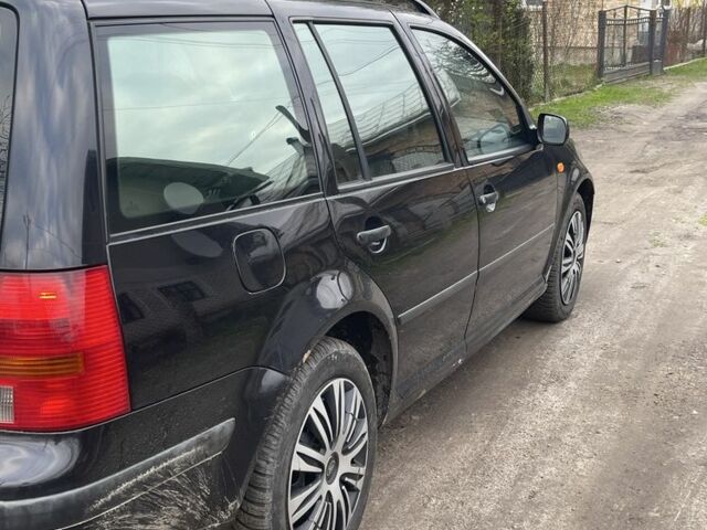 Черный Фольксваген Гольф, объемом двигателя 0 л и пробегом 430 тыс. км за 3000 $, фото 5 на Automoto.ua