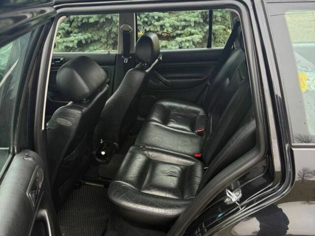 Чорний Фольксваген Гольф, об'ємом двигуна 1.6 л та пробігом 252 тис. км за 4500 $, фото 13 на Automoto.ua