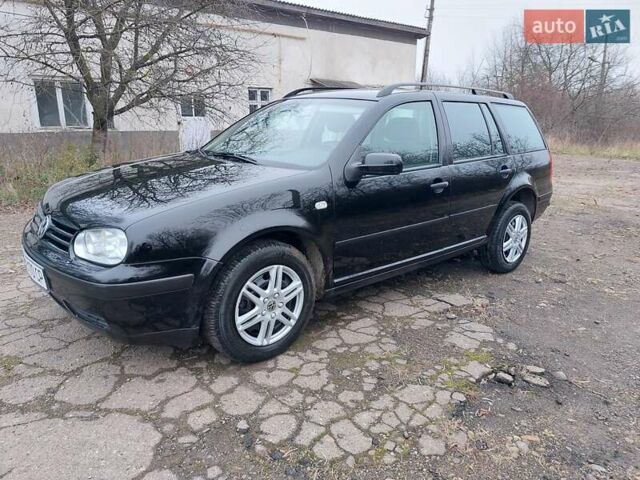 Черный Фольксваген Гольф, объемом двигателя 1.6 л и пробегом 245 тыс. км за 3950 $, фото 12 на Automoto.ua