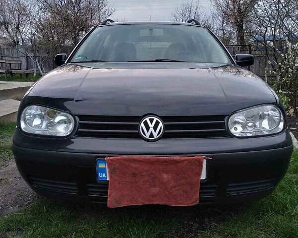 Черный Фольксваген Гольф, объемом двигателя 2 л и пробегом 250 тыс. км за 5902 $, фото 2 на Automoto.ua