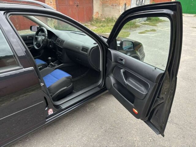 Чорний Фольксваген Гольф, об'ємом двигуна 2 л та пробігом 234 тис. км за 4900 $, фото 8 на Automoto.ua