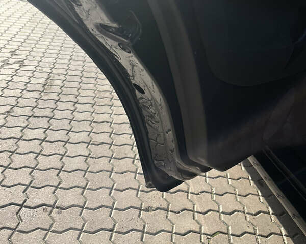 Черный Фольксваген Гольф, объемом двигателя 1.6 л и пробегом 251 тыс. км за 4300 $, фото 15 на Automoto.ua