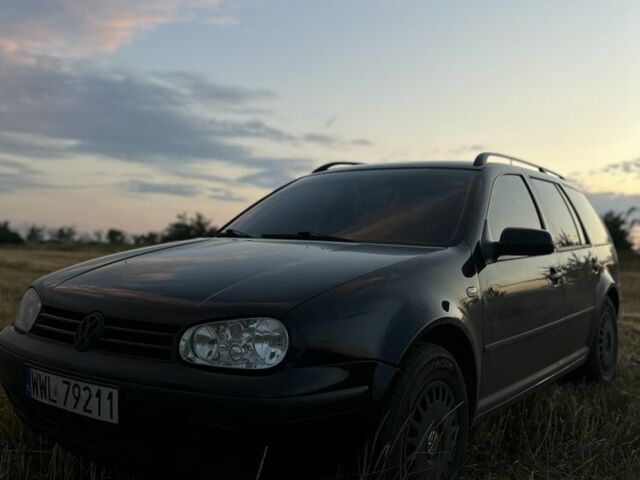 Черный Фольксваген Гольф, объемом двигателя 1.9 л и пробегом 400 тыс. км за 2500 $, фото 3 на Automoto.ua