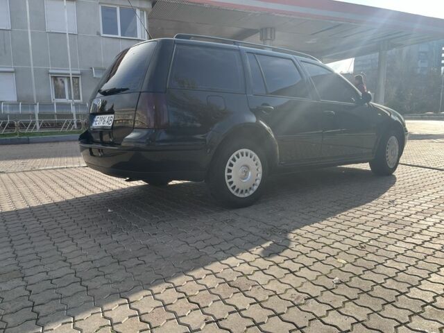 Черный Фольксваген Гольф, объемом двигателя 1.6 л и пробегом 251 тыс. км за 4300 $, фото 18 на Automoto.ua