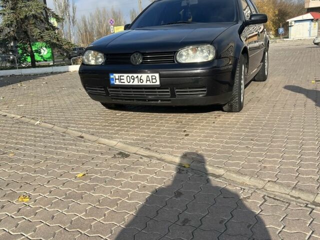 Черный Фольксваген Гольф, объемом двигателя 1.6 л и пробегом 251 тыс. км за 4300 $, фото 21 на Automoto.ua