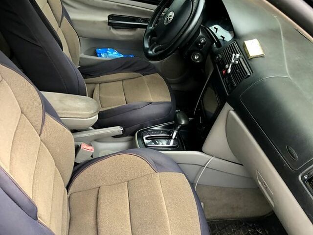 Черный Фольксваген Гольф, объемом двигателя 1.6 л и пробегом 271 тыс. км за 4000 $, фото 5 на Automoto.ua